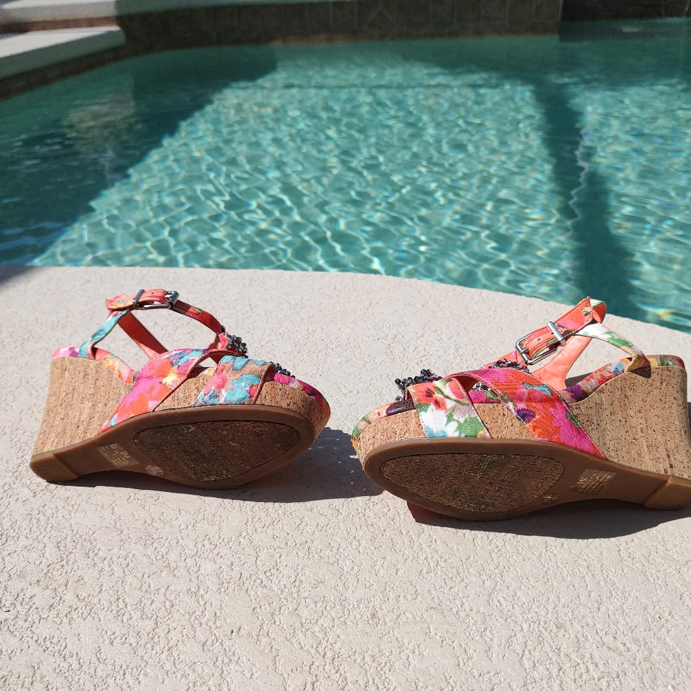 Gianni Bini Jeweled wedge - Picture 7 of 16